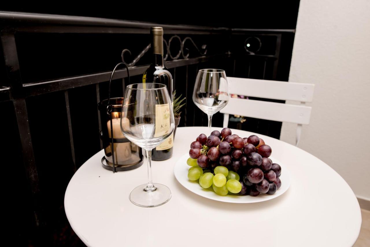 Apartments Tina Utjeha Ngoại thất bức ảnh
